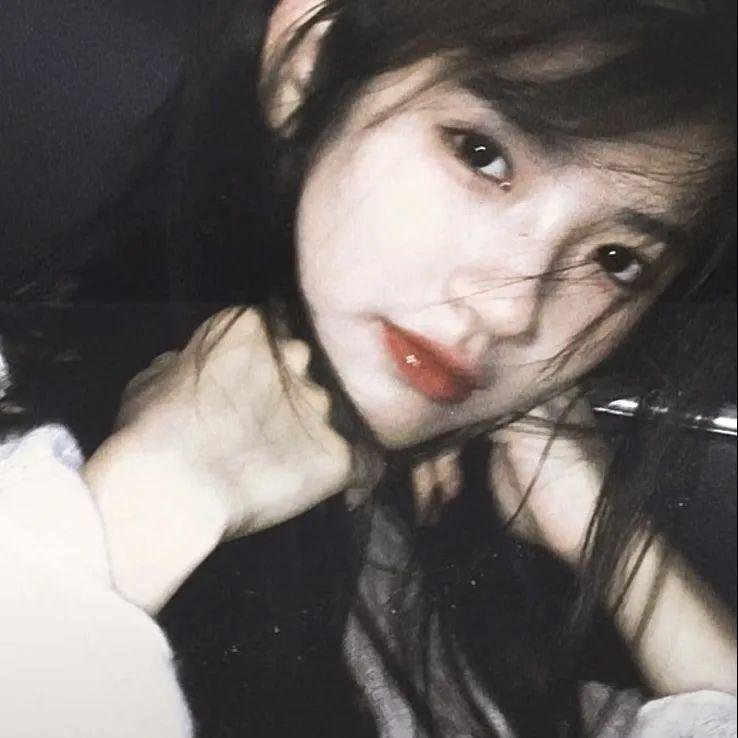 眼里余光都是你